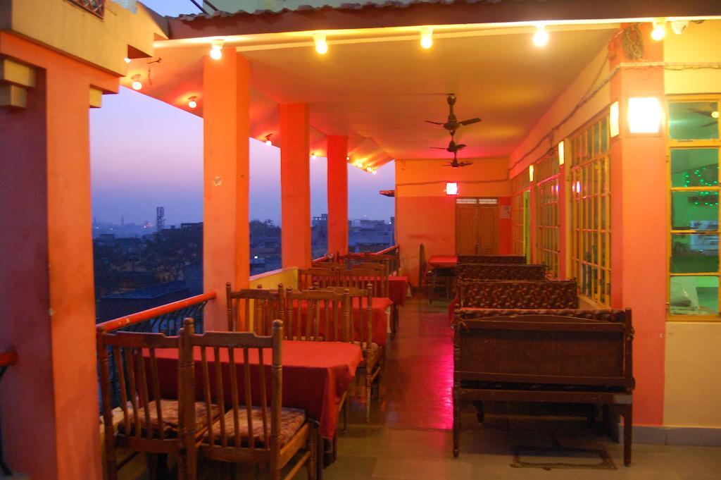 Puja Guest House Varanasi Exteriör bild