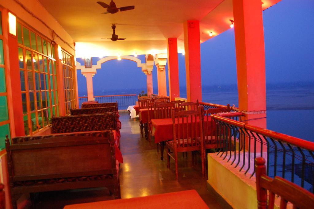 Puja Guest House Varanasi Exteriör bild
