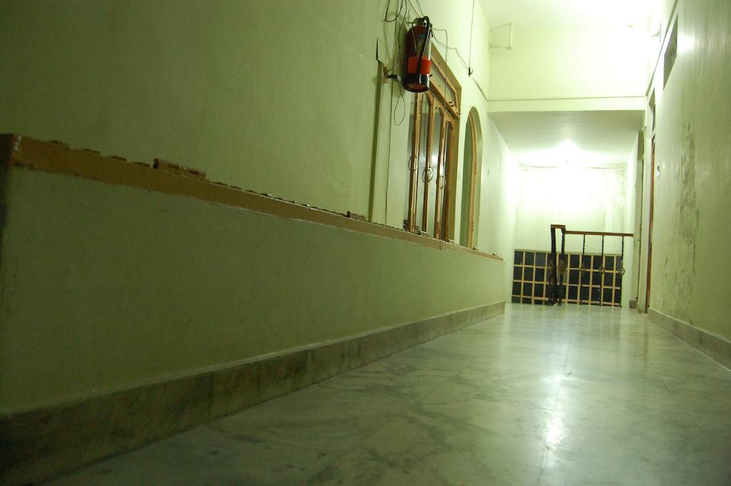 Puja Guest House Varanasi Exteriör bild