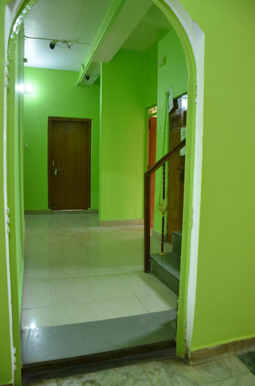 Puja Guest House Varanasi Exteriör bild